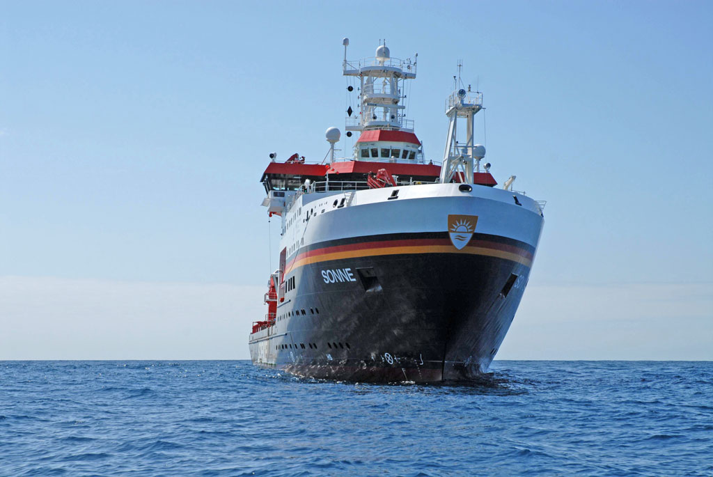 Forschungsschiff SONNE © Peter Linke; GEOMAR Helmholtz-Zentrum für Ozeanforschung Kiel